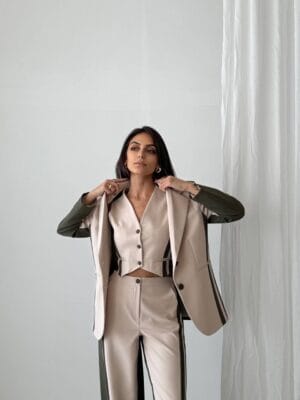 Yeşil şeritli garnili üçlü premium takım