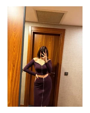 Bordo Kayık Yaka Fermuar Detaylı Takım