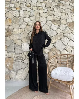 Jakarlı Siyah Saten Takım