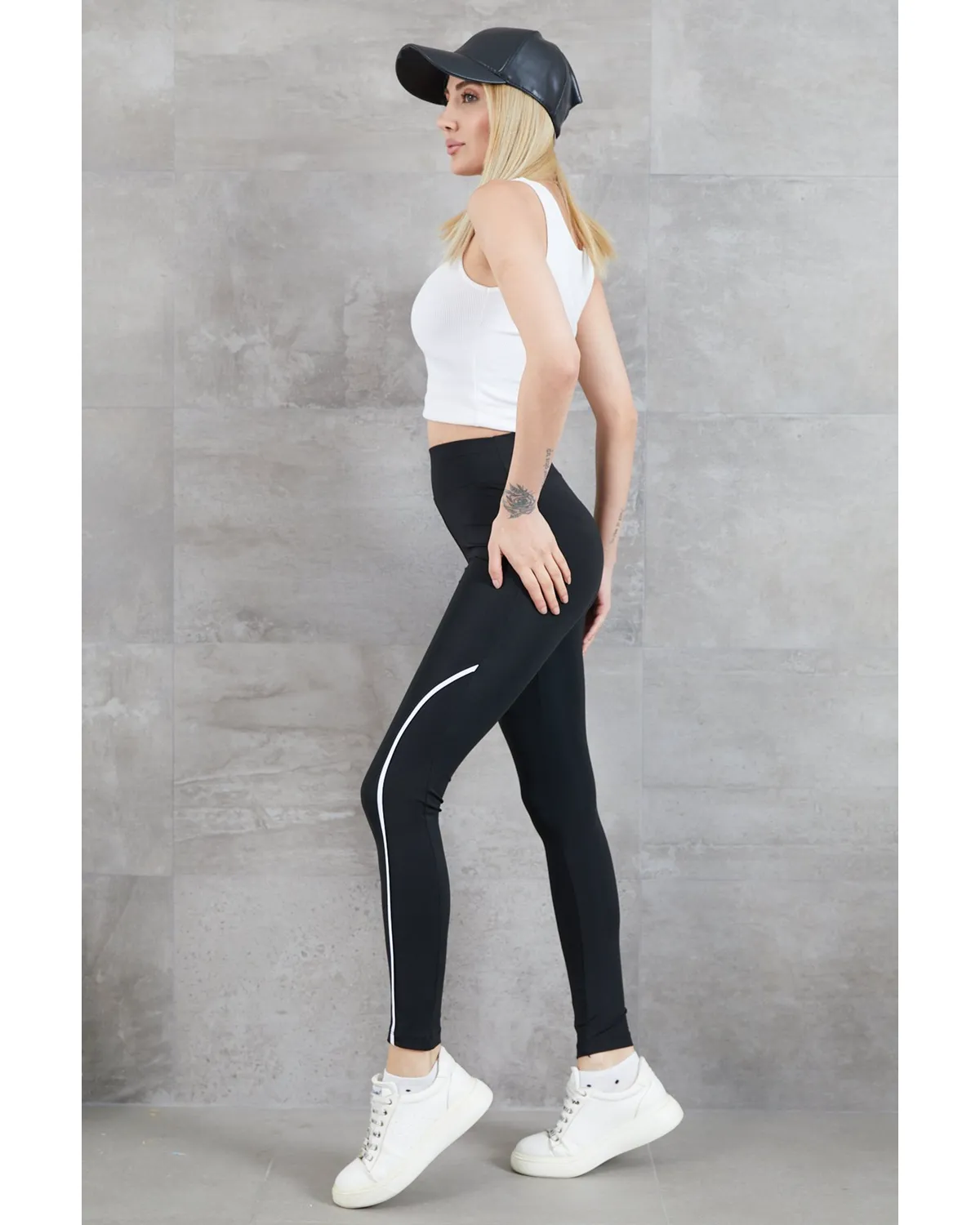 İnce Şeritli Tayt 2 İnce Şeritli Tayt - Görsel 2