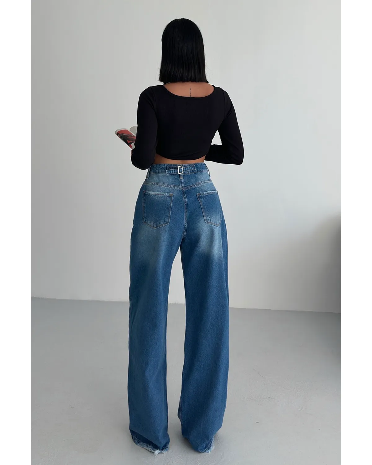 Arkası Kemer Tokalı Palozzo Kot Pantolon 3 Arkası Kemer Tokalı Palozzo Kot Pantolon - Görsel 3