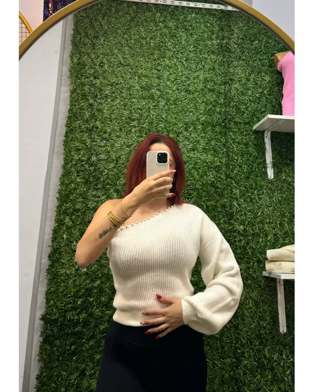 Omuz İnci Detay Kazak 1 Omuz İnci Detay Kazak