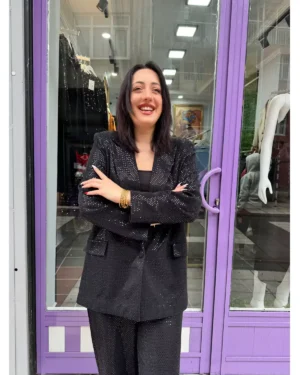 Parlak Görünümlü Tek Düğmeli Blazer